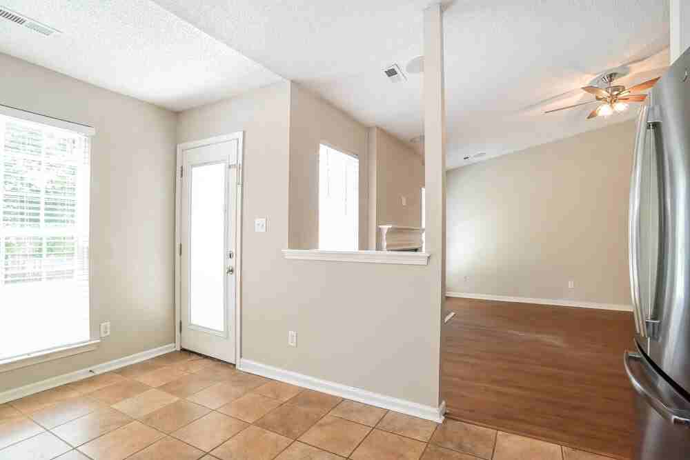9928 Peppermint Ln - Photo 6 of 16