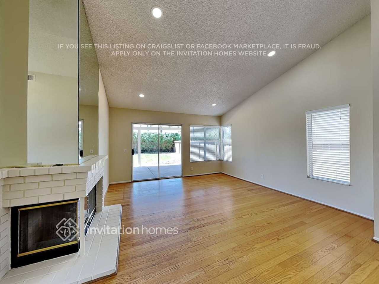 28121 Orangegrove Ave - Photo 3 of 18