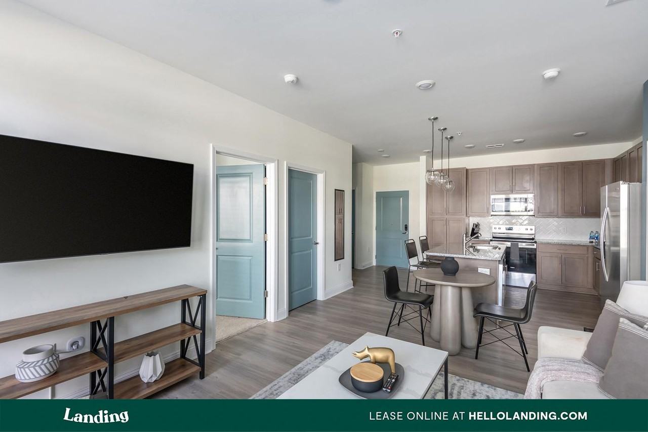 135 Dresser LN - Photo 4 of 50