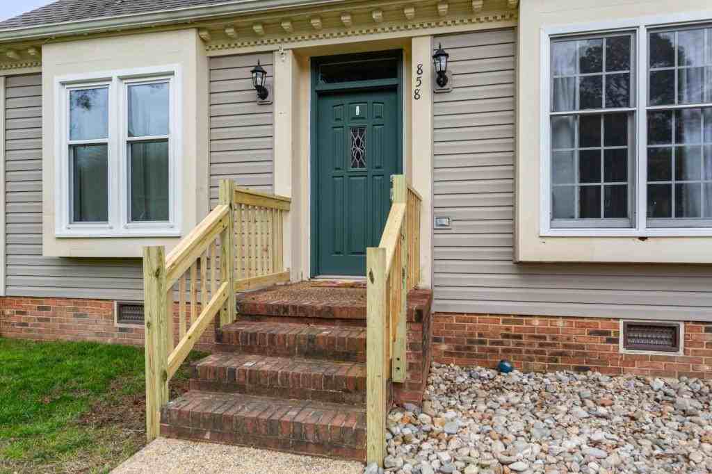 858 Jamie Ct - Photo 3 of 32