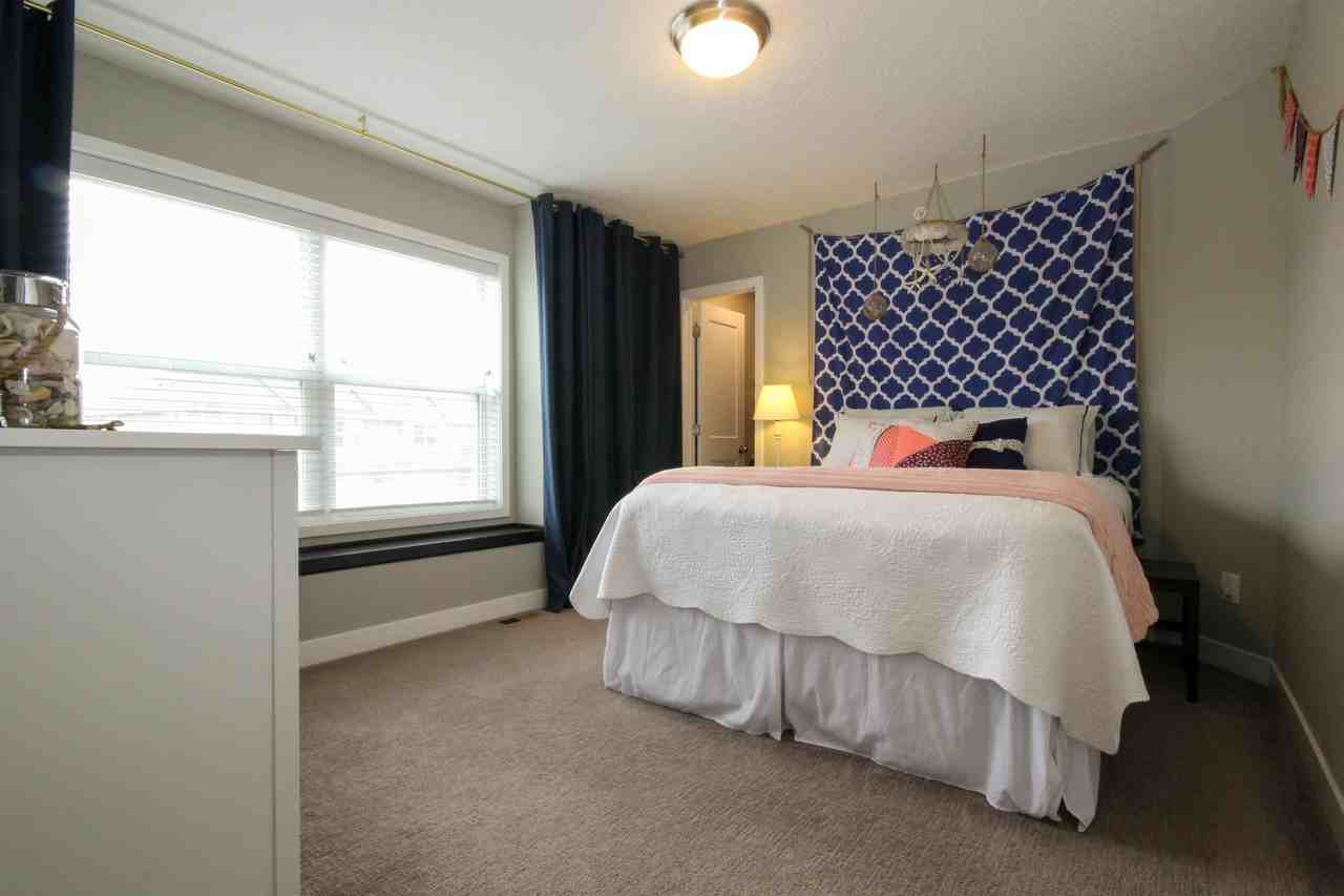 5888 Royalton Rd Ne #1 - Photo 7 of 26