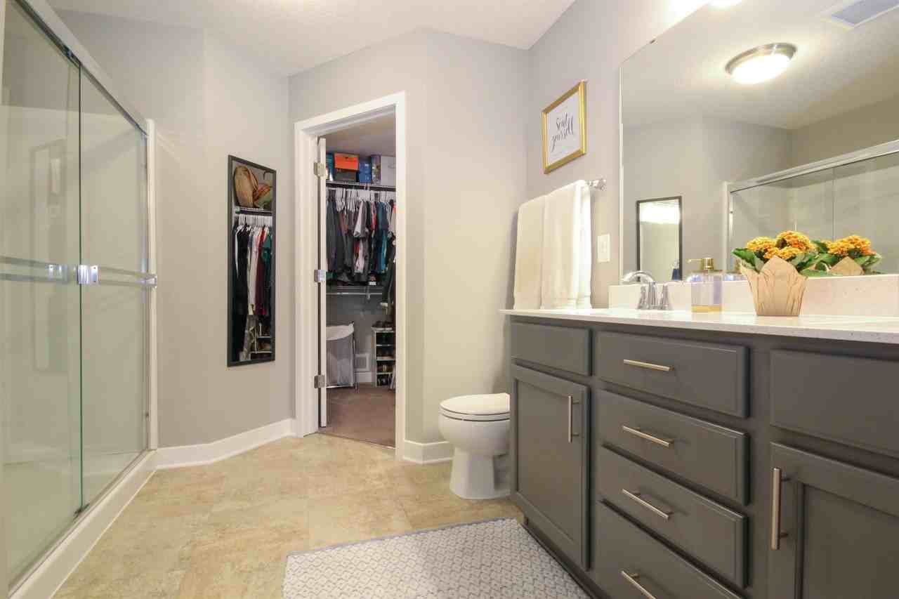 5888 Royalton Rd Ne #1 - Photo 2 of 26