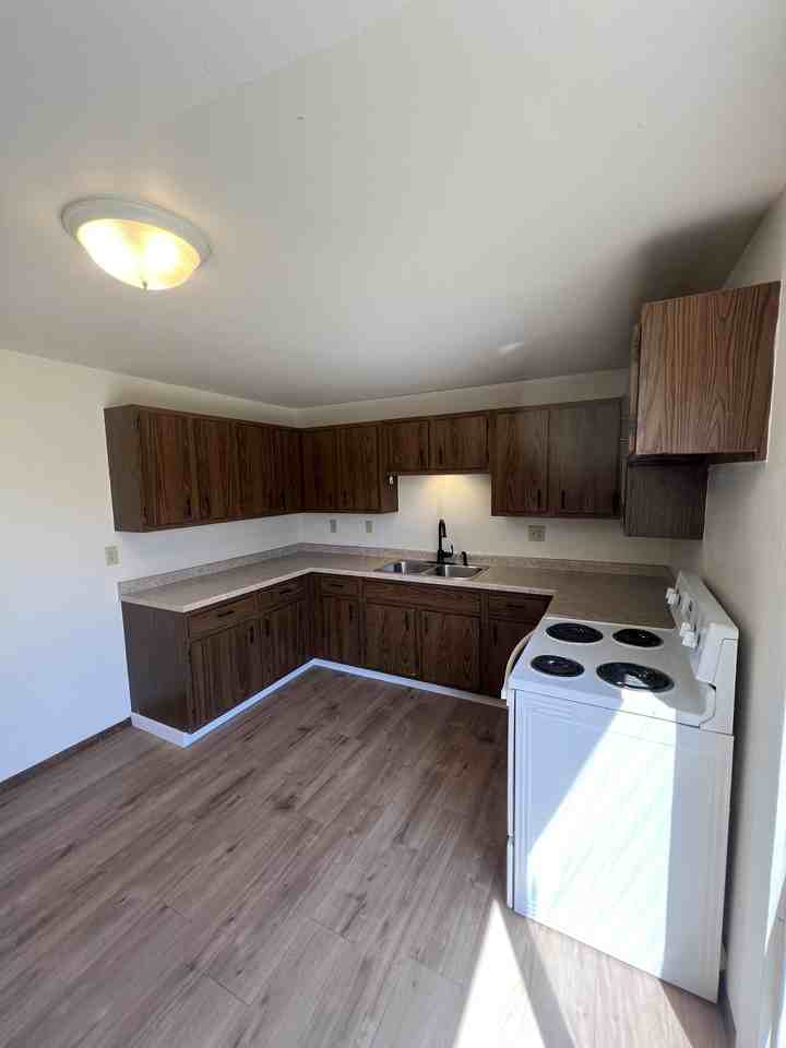 2931 40th St #H - Photo 2 of 14