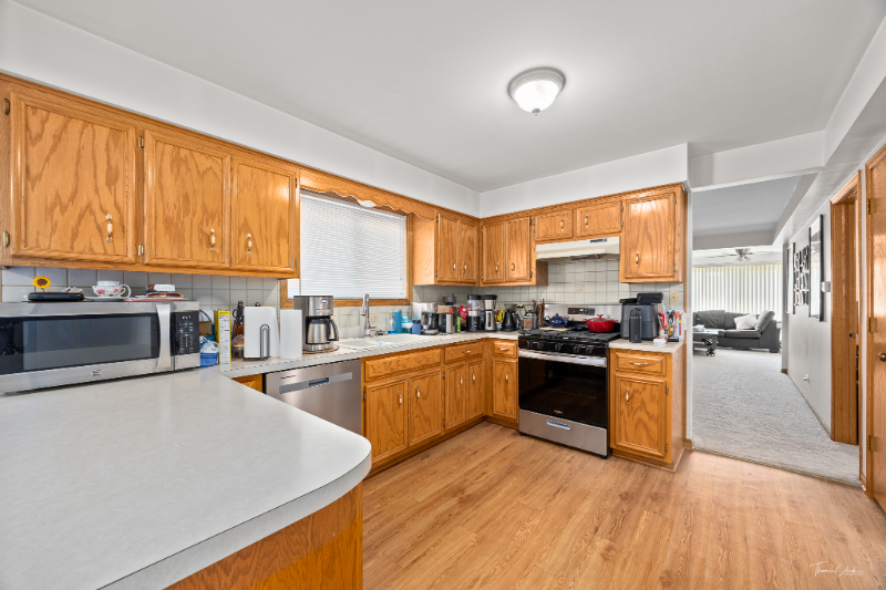 1509 E 31st St #2 - Photo 3 of 18