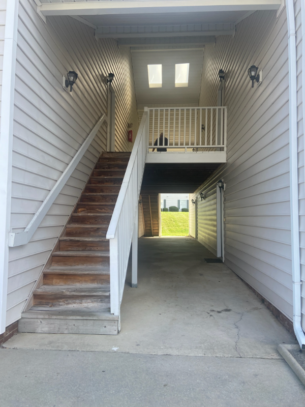 801 Moultrie Ct #G - Photo 2 of 17