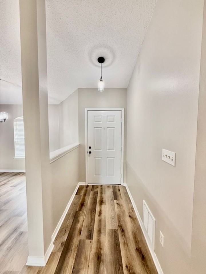 2 Stowe Rd - Photo 2 of 50