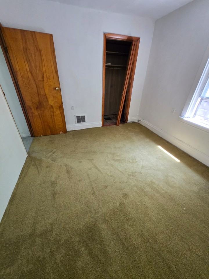 215 Grant Street #NA - Photo 7 of 7