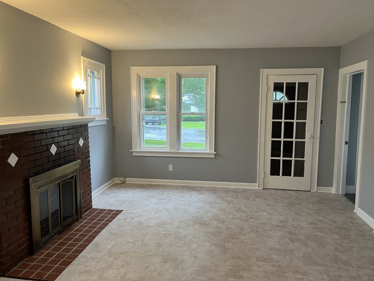 14 Francis Rd #1 - Photo 3 of 8