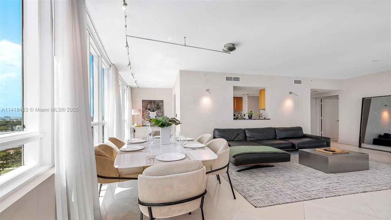 101 20th St #2102 - Photo 3 of 49