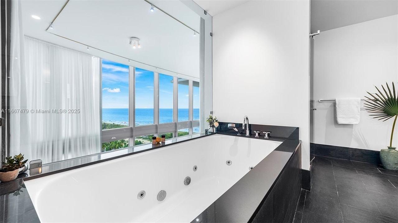 101 20th St Th B - Photo 5 of 50