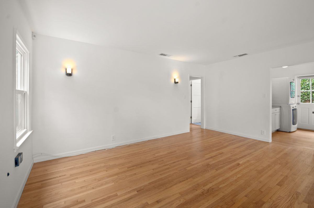 10944 Aletta Ave - Photo 3 of 12