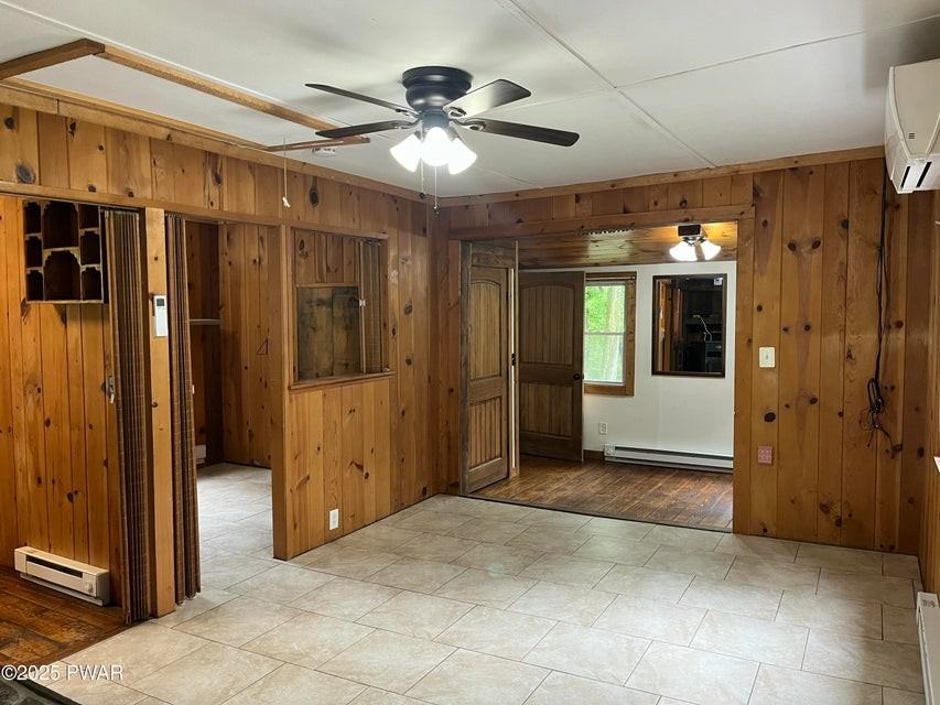 114 Maurauder Ln - Photo 3 of 8