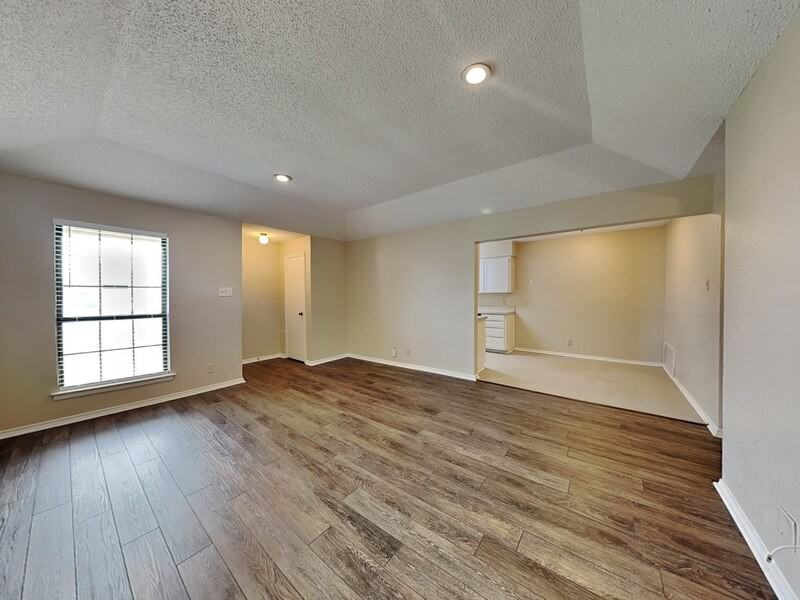 836 White Rock St - Photo 2 of 16