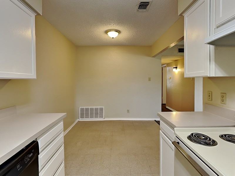 836 White Rock St - Photo 6 of 16