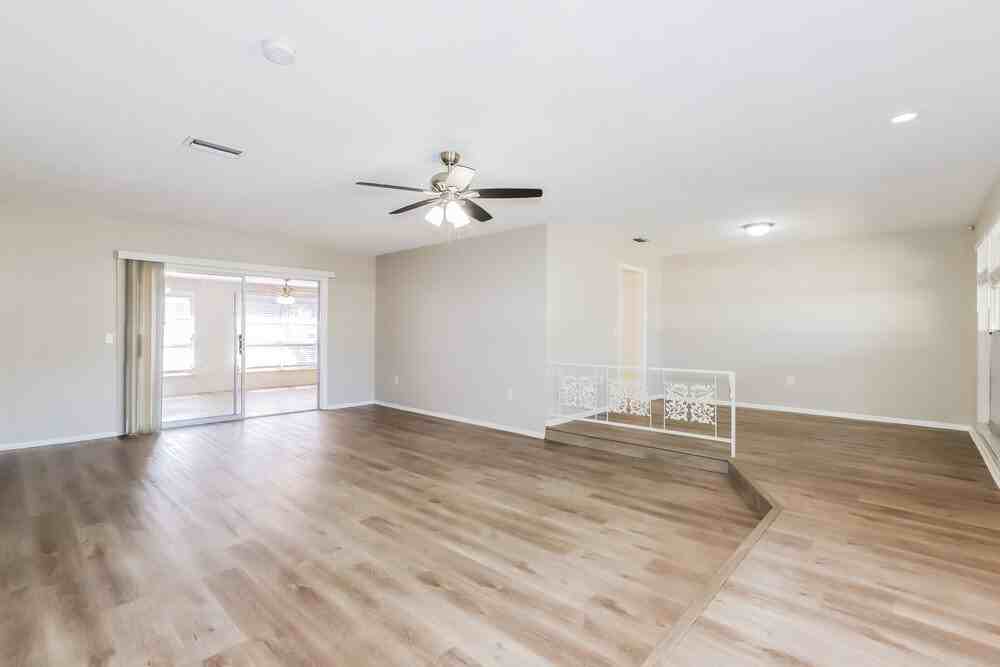 144 Shelley Dr - Photo 4 of 16