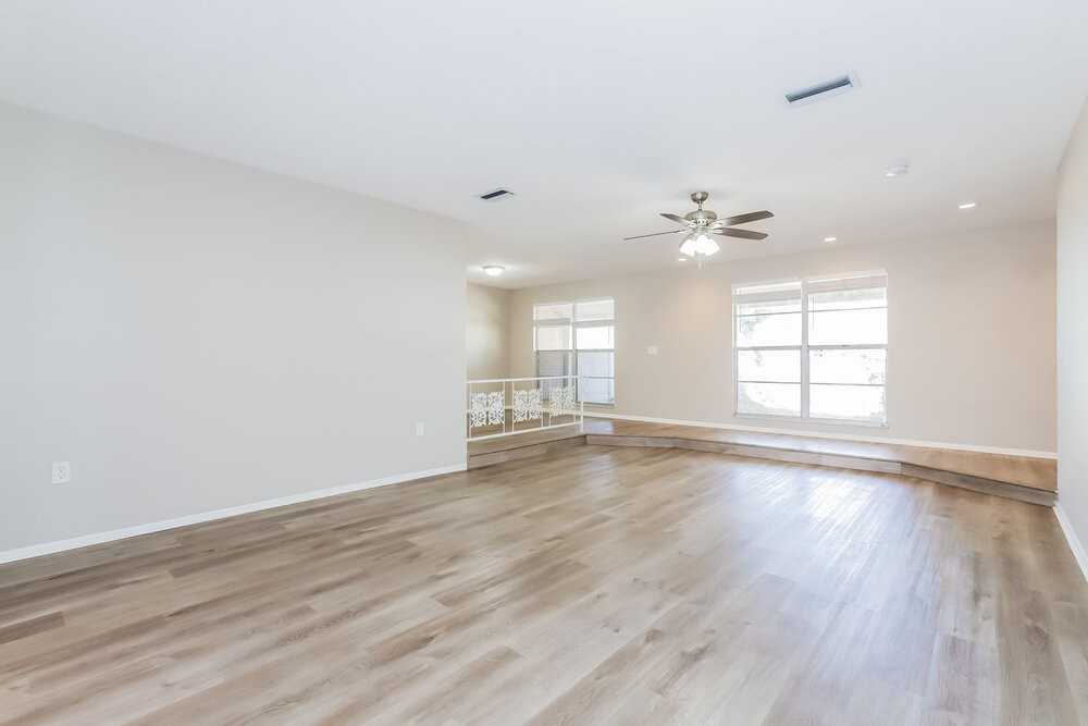144 Shelley Dr - Photo 5 of 16