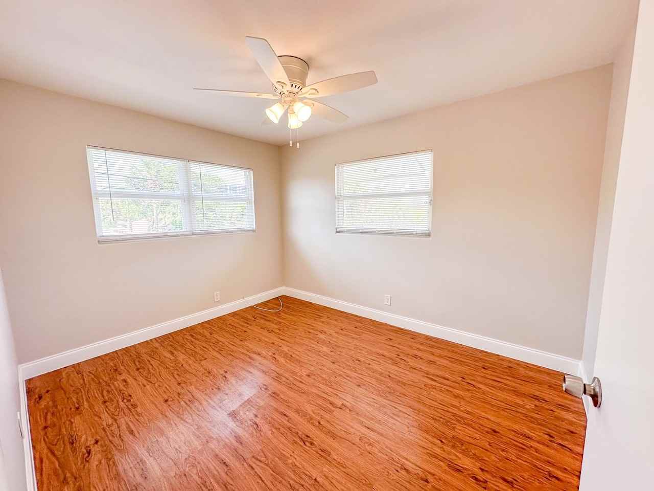 821 3rd Street A - Photo 6 of 28