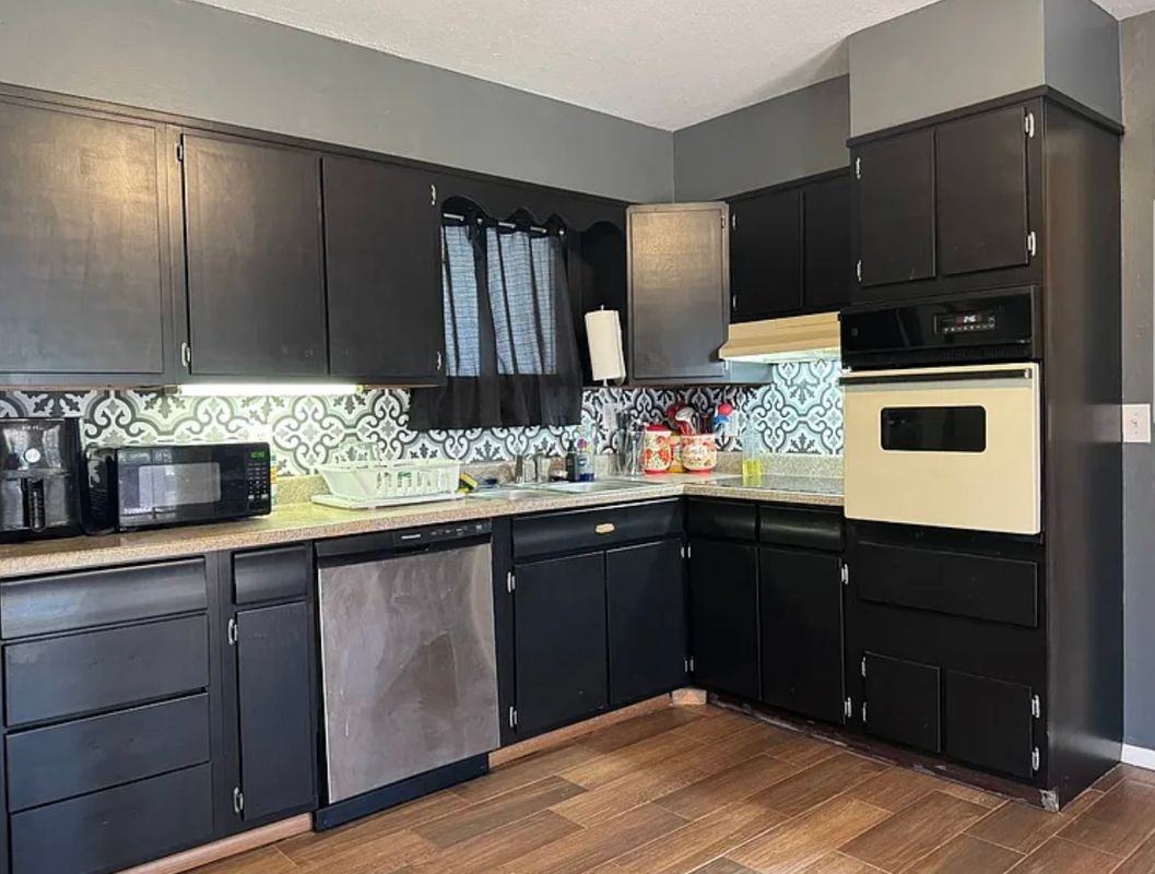 1709 Virginia Drive - Photo 3 of 6