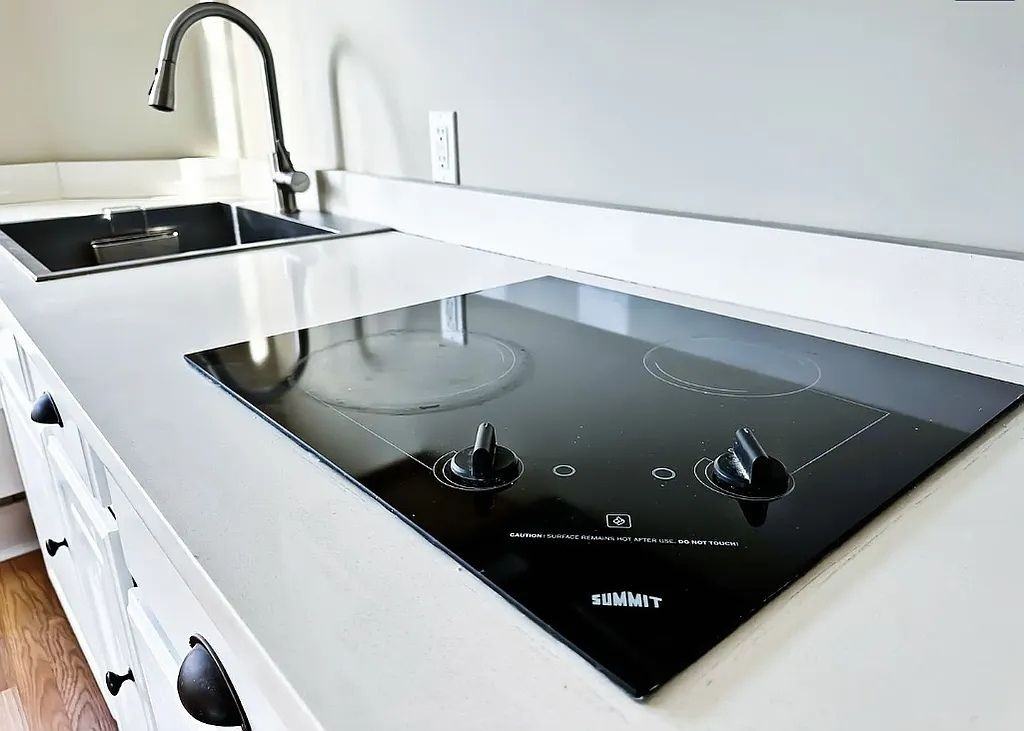 155 Spruce St #3 - Photo 6 of 12