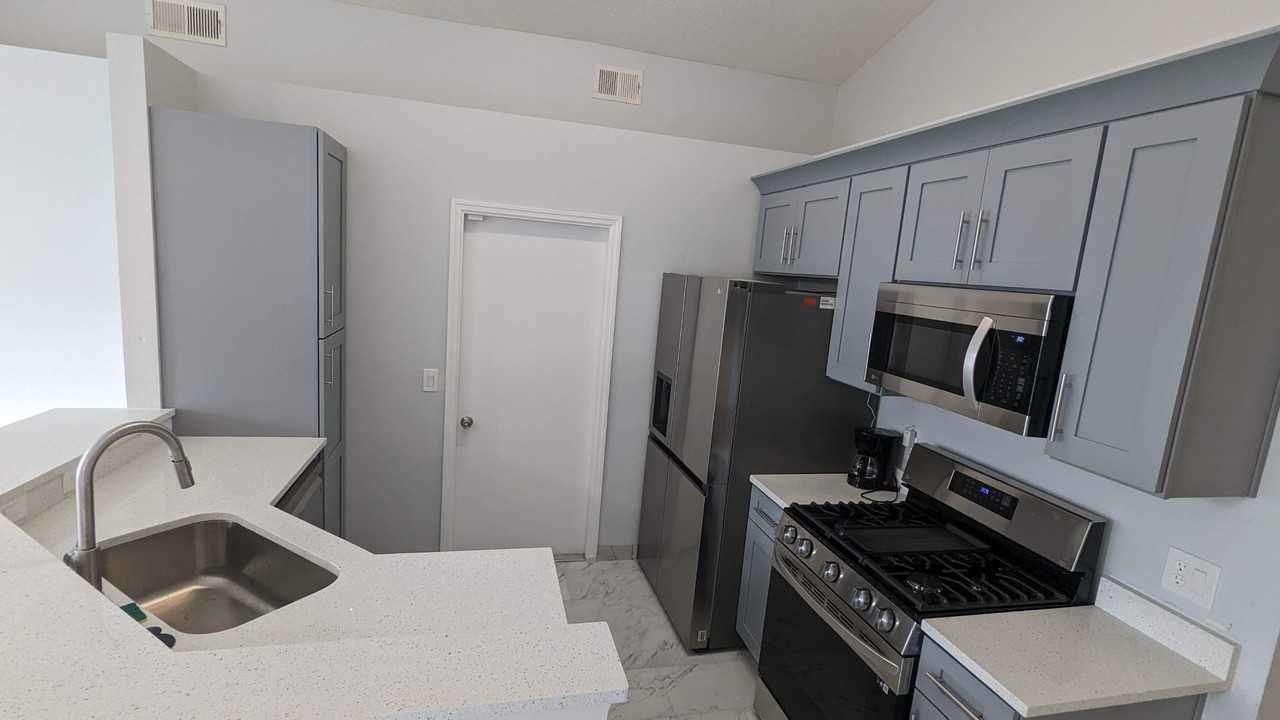 3048 Pineda Dr #NA - Photo 2 of 13