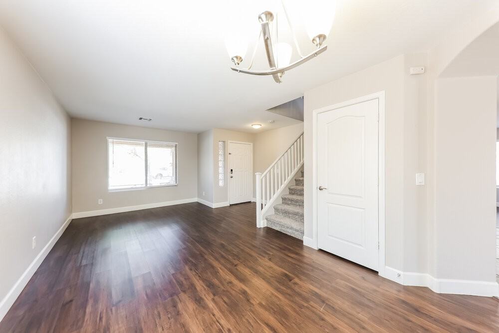 16036 W Culver St - Photo 5 of 17