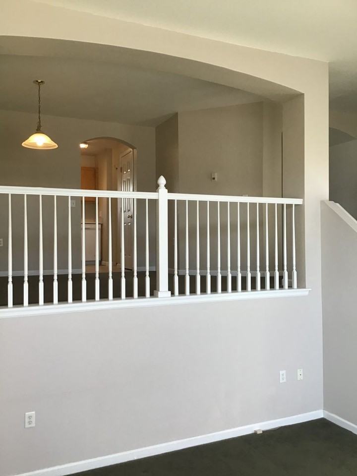 1530 Chimney Peak Dr - Photo 3 of 22