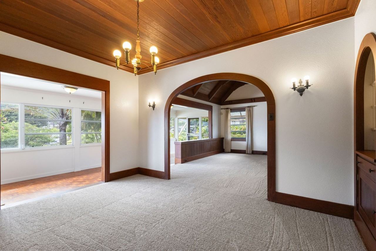 2910 Nanihale Pl - Photo 2 of 30