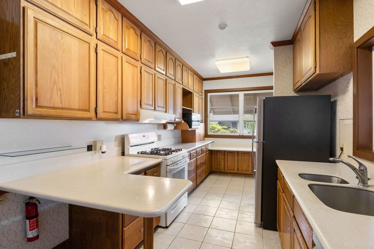 2910 Nanihale Pl - Photo 5 of 30