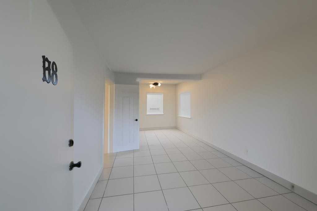 1600 Center Street - Photo 7 of 14