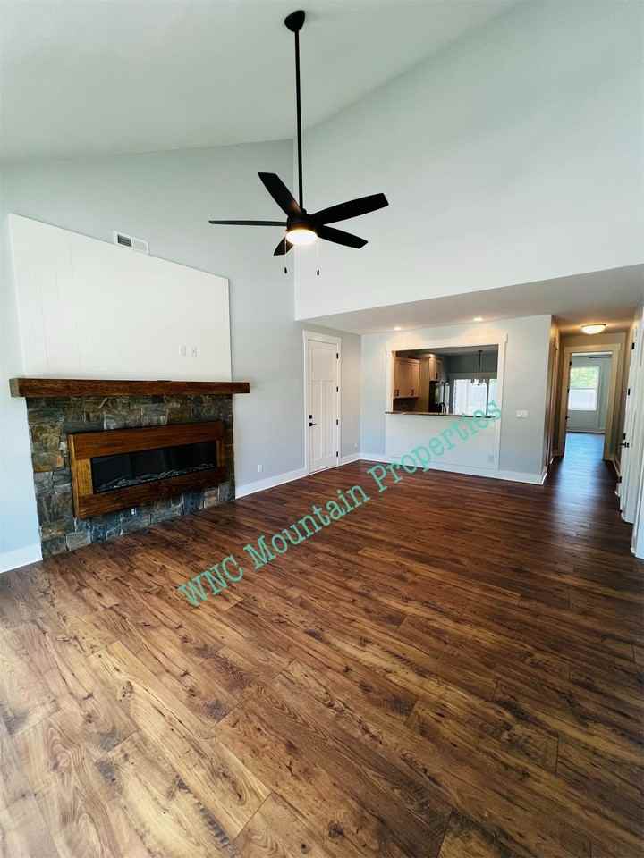 5 Heartleaf Cir #5 - Photo 7 of 20