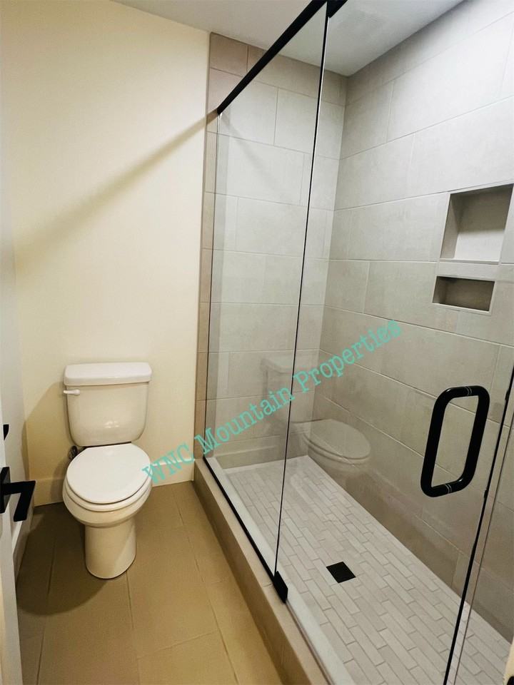 5 Heartleaf Cir #5 - Photo 5 of 20