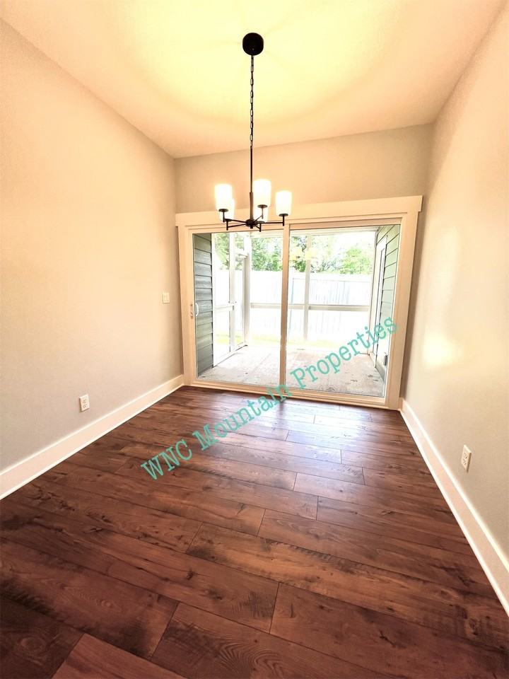 5 Heartleaf Cir #5 - Photo 3 of 20