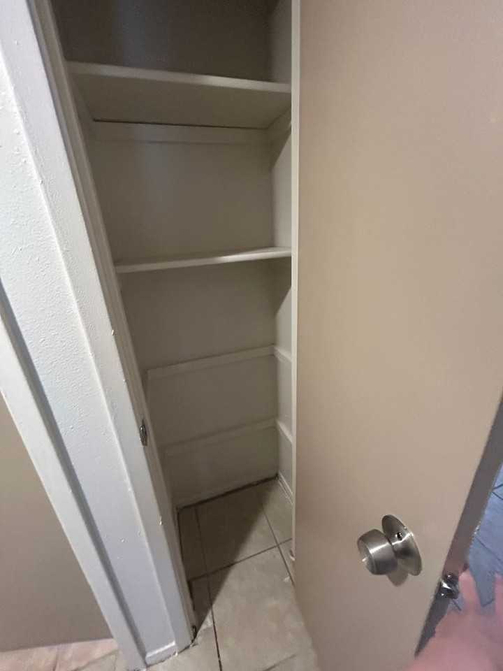 703 W Calle Sur St - Photo 3 of 6