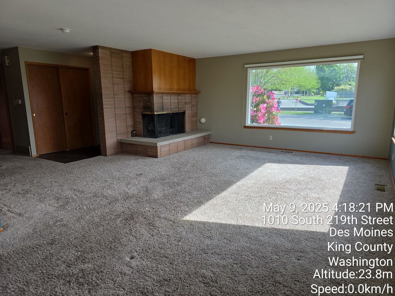 1010 S 219th St - Photo 2 of 32