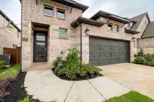 9316 Paintbrush Dr - Photo 1 of 1