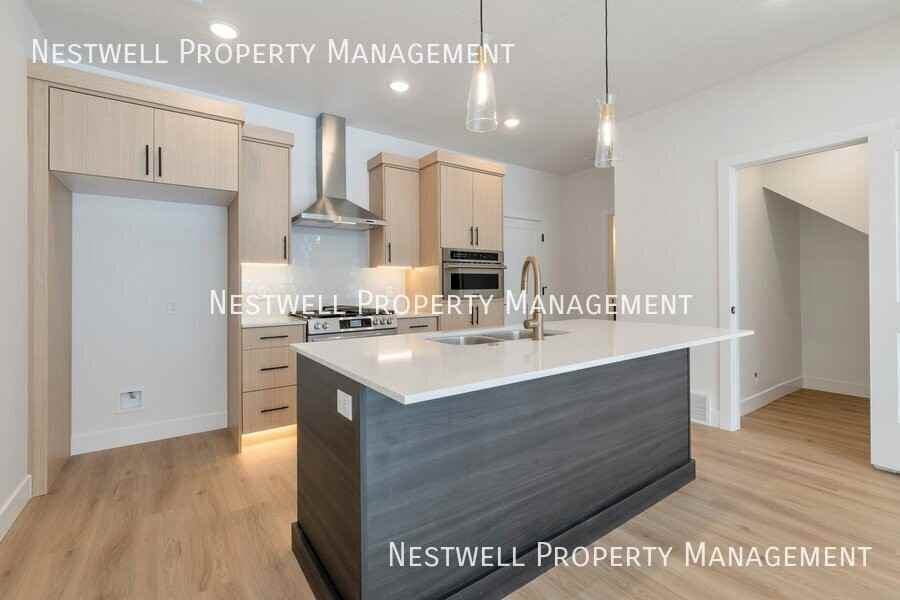 5430 & #C - Photo 2 of 20