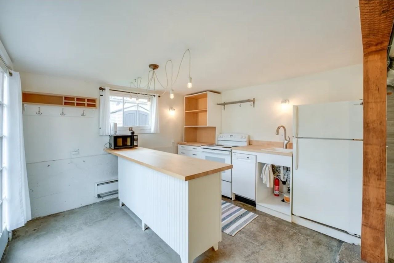 946 N 90th St #B - Photo 2 of 13