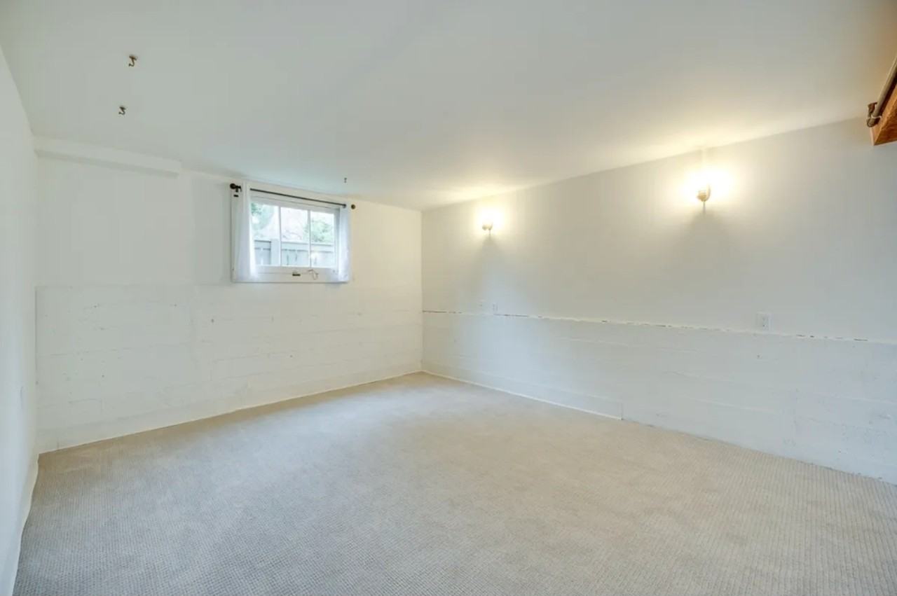 946 N 90th St #B - Photo 6 of 13