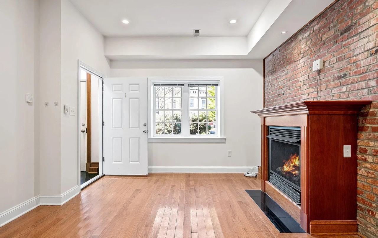 1807 8th St Nw #3 - Photo 3 of 20