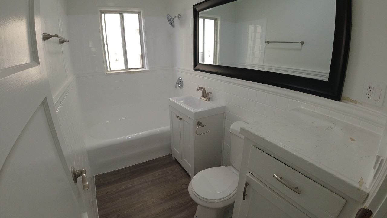 1501 12th Ave #1-2 - Photo 7 of 18