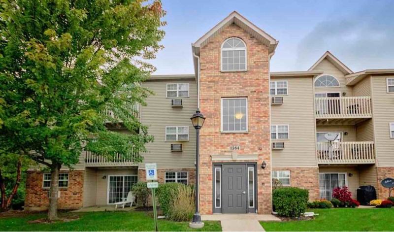 1584 W Crystal Rock Ct - Photo 2 of 50