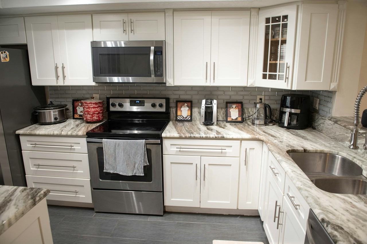 4113 Fairview Vista Point, Unit 109 - Photo 3 of 19