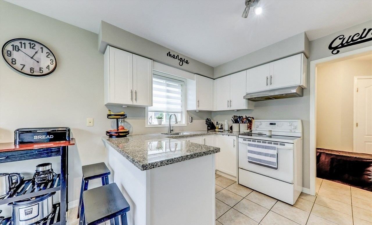 114 Udell Way - Photo 3 of 8