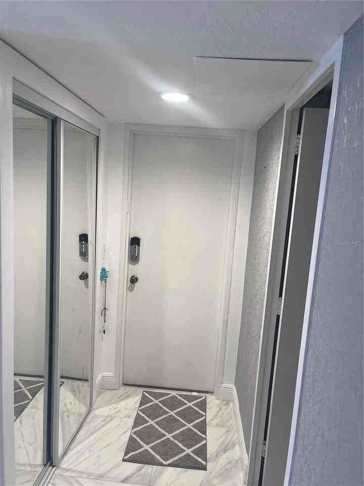 880 Mandalay Ave #S302 - Photo 4 of 22