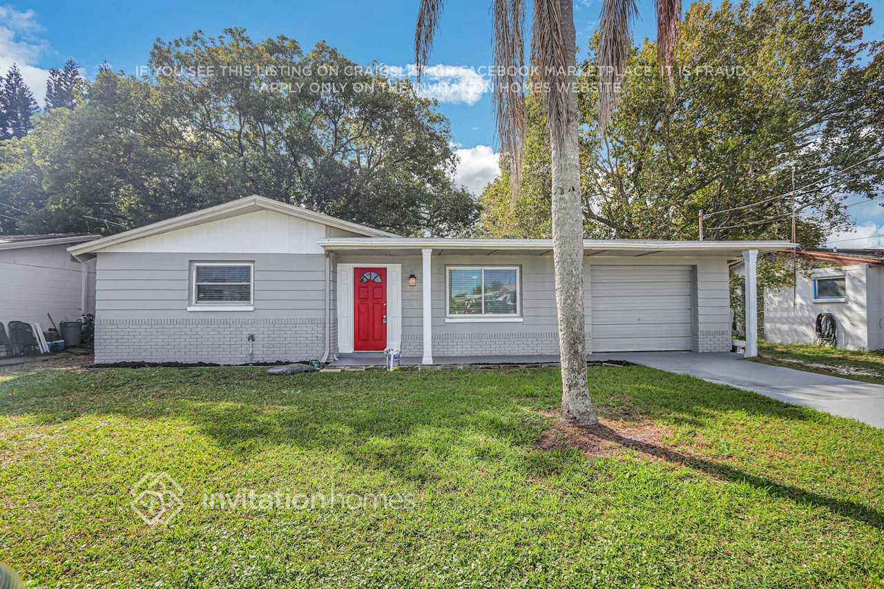 3736 Moog Rd - Photo 2 of 31