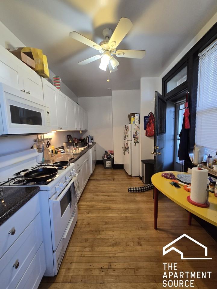 2474 W Pensacola Ave #3 - Photo 5 of 11