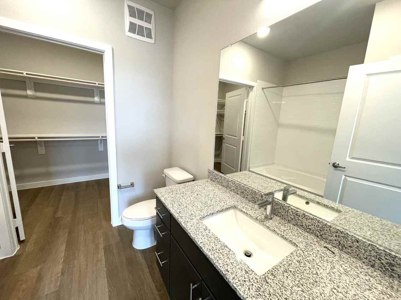 1325 Choate Pkwy #09-1109 - Photo 6 of 10