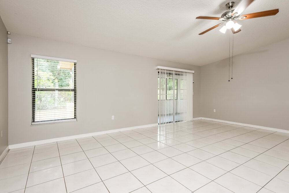 805 Mountbatten Ln - Photo 4 of 16