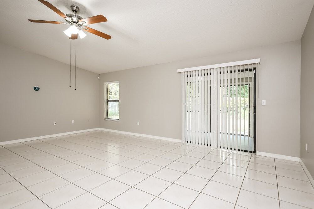 805 Mountbatten Ln - Photo 5 of 16