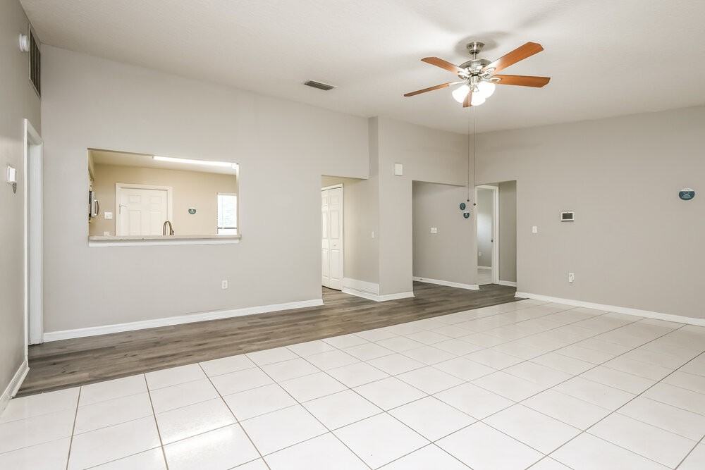 805 Mountbatten Ln - Photo 6 of 16